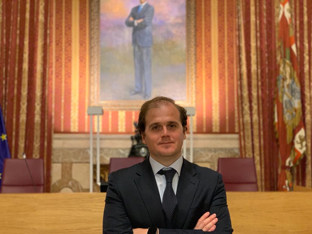 CARLOS CARPINTERO ACUAVIVA